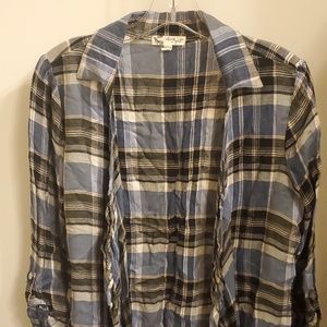 Women's light blue and black flowy flannel